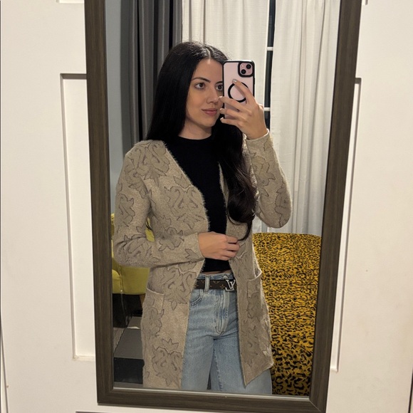 Fuzzy Cardigan🤍✨ - Picture 4 of 6